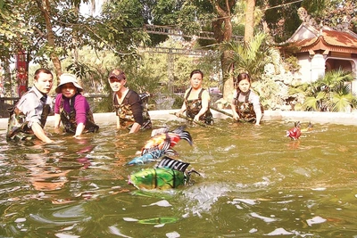 Một buổi tập của phường rối. 
