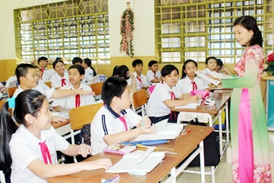 Học sinh Trường THCS Chu Văn An, TP Thủ Dầu Một (Bình Dương) trong giờ học. Ảnh: A. SÁNG