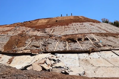 Hiện trường vụ sạt trượt tại Khu công nghiệp Nhân Cơ, xã Nhân Cơ, huyện Đắk R’lấp, tỉnh Đắk Nông.