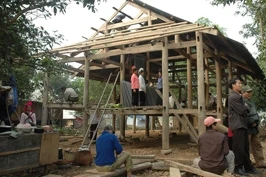 Tái định cư cho nhân dân vùng lòng hồ thuỷ điện Sơn La