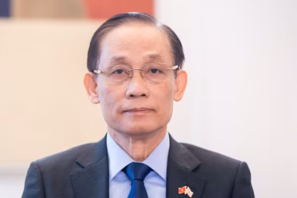 Bí thư Trung ương Đảng, Bộ trưởng Ngoại giao Lê Hoài Trung. (Ảnh: Bộ Ngoại giao)