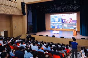 Toàn cảnh hội nghị