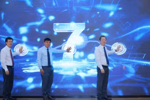 Trường cao đẳng Cơ điện Hà Nội ra mắt Hệ sinh thái Chuyển đổi số toàn diện ứng dụng trí tuệ nhân tạo - HCEM Smart Campus.