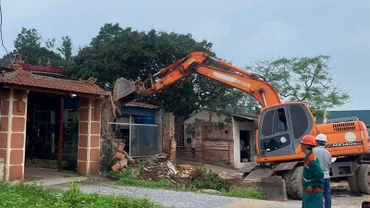 Thành phố Chí Linh cưỡng chế thu hồi đất để mở rộng đường vào khu di tích Côn Sơn-Kiếp Bạc.