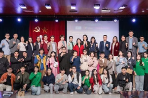 Các đại biểu và sinh viên tại lễ phát động cuộc thi tại Trường cao đẳng Truyền hình, Đài Truyền hình Việt Nam. (Ảnh BTC)