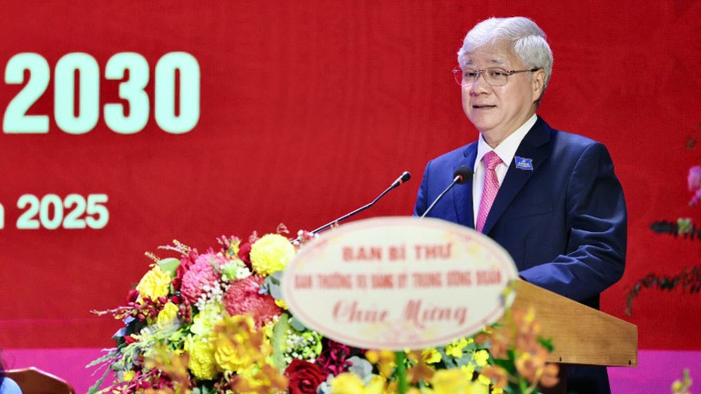 Chủ tịch Ủy ban Trung ương Mặt trận Tổ quốc Việt Nam Đỗ Văn Chiến phát biểu chỉ đạo đại hội. z6895068237984-038d91523e9adc0aa935c661f07398ab-7094.jpg