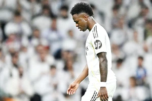 Tài năng của Vinicius ngày càng bị che khuất bởi chuỗi hành vi gây ức chế cho chính đồng đội và khán giả.