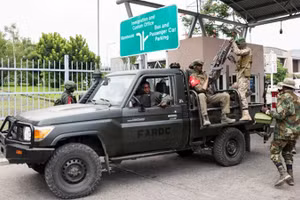 An ninh được tăng cường tại các quốc gia Tây Phi. Ảnh: AP