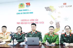 Buổi livestream hướng dẫn thực hiện dịch vụ công trực tuyến của Công an tỉnh Bắc Ninh.