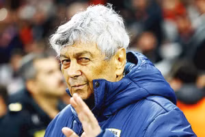 Huyền thoại Mircea Lucescu qua đời