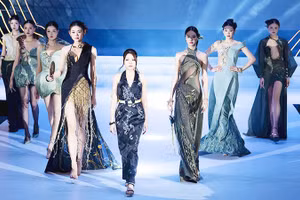 10 năm ngành thời trang trường kiến trúc