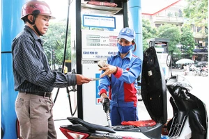 Khi chính sách như thuế, quỹ bình ổn, dự trữ năng lượng và quản lý thị trường được phối hợp đồng bộ, nền kinh tế sẽ giảm bớt tác động tiêu cực từ biến động giá dầu thế giới. 