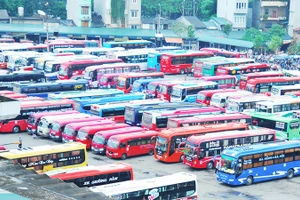 Trước áp lực chi phí đầu vào, các doanh nghiệp vận tải buộc phải điều chỉnh phương án khai thác. Ảnh: NAM HẢI