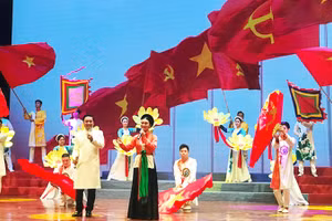 Tôn vinh nửa thế kỷ sân khấu nước nhà