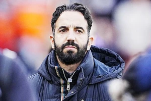 Không nhận được sự ủng hộ từ cầu thủ đến Ban lãnh đạo, Ruben Amorim buộc phải ra đi.