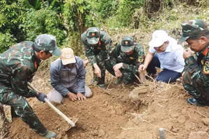 Đội K51, Bộ Chỉ huy Quân sự tỉnh Đắk Lắk phối hợp với chính quyền xã Cư Prao tổ chức tìm kiếm hài cốt liệt sĩ tại khu vực núi Cư Prao.