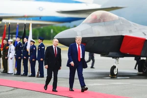 Hai nhà lãnh đạo Nga (bên trái) và Mỹ trong một lần gặp gỡ. Ảnh: THE INDEPENDENT