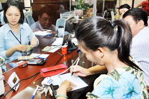 Các ngân hàng đang chuyển dần sang chiến lược đa dạng hóa nguồn vốn. Ảnh: NGUYỆT ANH