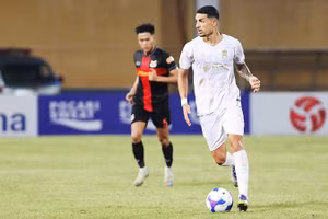 Tiền đạo Đỗ Hoàng Hên (Hendrio Araujo) lần đầu được triệu tập vào đội tuyển quốc gia. Ảnh: LÊ MINH