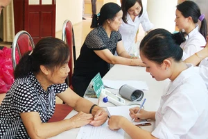 Bộ Y tế đề nghị luân chuyển, điều động nhân lực về tuyến xã