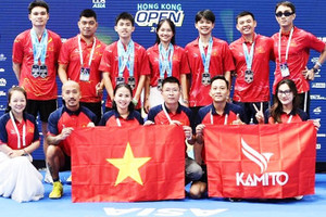 Lời hẹn trên sân nhà