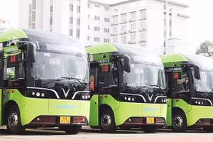 Thành phố Hồ Chí Minh đang có 1.649 xe bus sử dụng điện và năng lượng xanh.