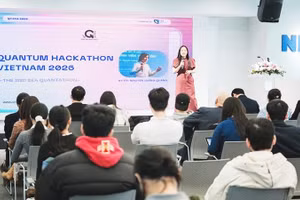 Đại diện Ban tổ chức thông tin về cuộc thi.