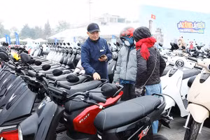 VinFast nhanh chóng phủ sóng nhờ dòng xe máy điện phổ thông. Ảnh: VINFAST