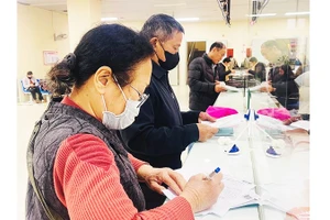 Người bệnh thanh toán khám, chữa bệnh BHYT tại Bệnh viện E (Bộ Y tế). 