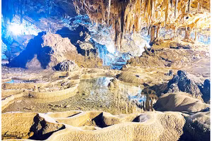 Đi cày cùng Ải Sái Hịa