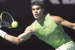 Alcaraz rút khỏi Wimbledon
