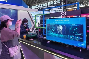 Một triển lãm về công nghệ không dây thế hệ thứ 6 tại Trung Quốc. Ảnh: CHINA DAILY