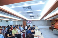 Cán bộ, đảng viên sinh hoạt tại Đảng bộ Hội Luật gia Việt Nam nghiêm túc tham gia Hội nghị. (Ảnh: HỘI LUẬT GIA VIỆT NAM)