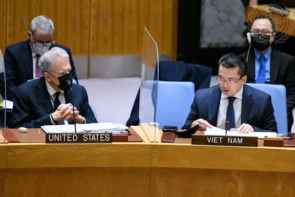 Đại biện lâm thời Việt Nam tại LHQ trong phiên họp Hội đồng Bảo an. Ảnh: Liên hợp quốc