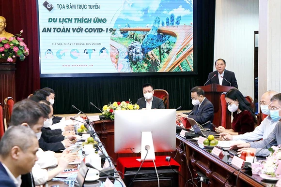 Tọa đàm trực tuyến “Du lịch thích ứng an toàn với Covid-19”