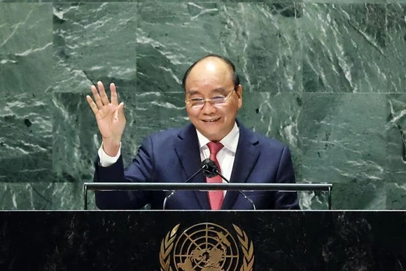 Chủ tịch nước Nguyễn Xuân Phúc phát biểu tại Phiên thảo luận Cấp cao Đại hội đồng Liên hợp quốc lần thứ 76. (Ảnh: Thống Nhất/TTXVN)