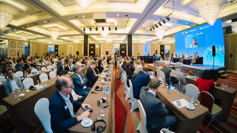 វាគ្មិនពិភាក្សាក្នុងក្របខ័ណ្ឌនៃកម្មវិធី។ (រូបថត៖ ផ្តល់ដោយគណៈកម្មាធិការរៀបចំ) nvd08342.jpg