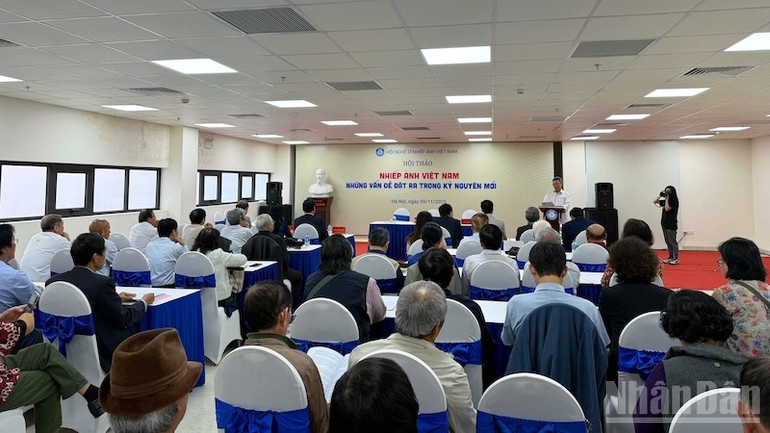 Мероприятие создает площадку для оживленного и откровенного обсуждения фотографии. ndo_br_img-8477.jpg