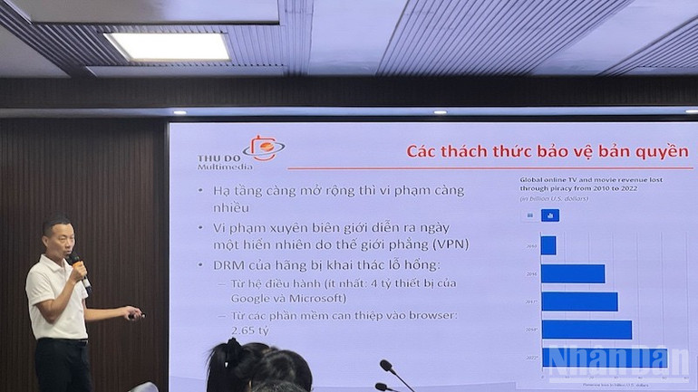 Đại diện Thủ đô Multimedia trình bày về các thách thức trong bảo vệ bản quyền. ndo_br_img-5361.jpg