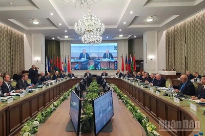 Toàn cảnh Phiên họp.