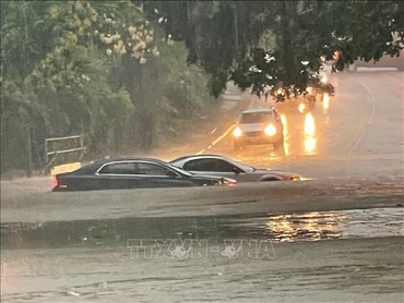 Cảnh ngập lụt sau những trận mưa lớn tại Dallas, Texas, Mỹ. (Ảnh tư liệu - minh họa: TTXVN)