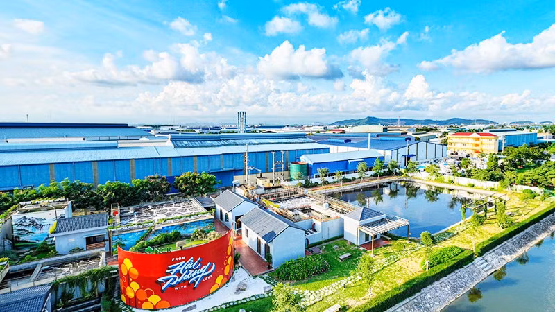 Một góc Khu công nghiệp Nam Cầu Kiền.