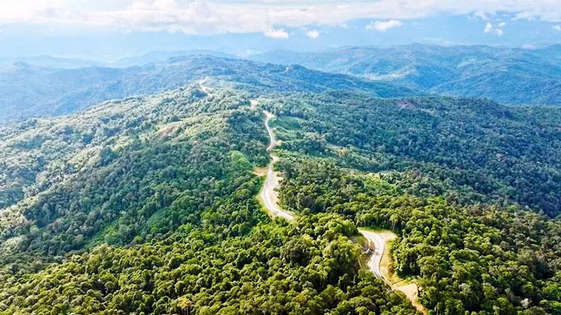 Đường lên "nóc nhà" Đông Nam Á.