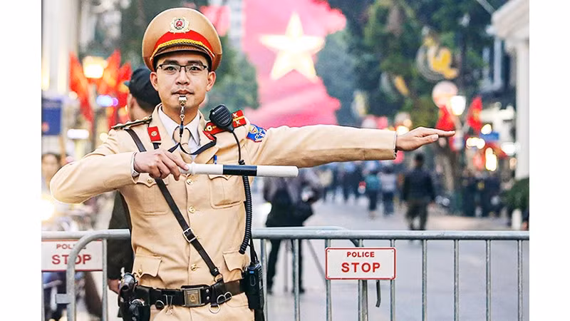 Phân luồng giao thông phục vụ lễ xuất quân, diễn tập bảo vệ Đại hội Đảng