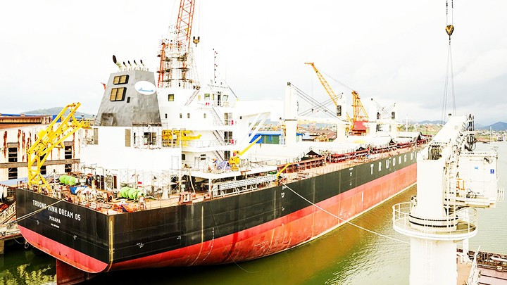 Giá trị đóng tàu Việt Nam có thể đạt 680 triệu USD vào năm 2032. Ảnh: KHẮC ANH