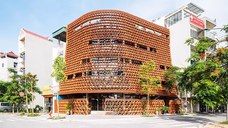 Công trình Không gian S (Ninh Bình) tái sử dụng đá thải loại và các phế liệu. Ảnh: NGUYỄN TIẾN THANH