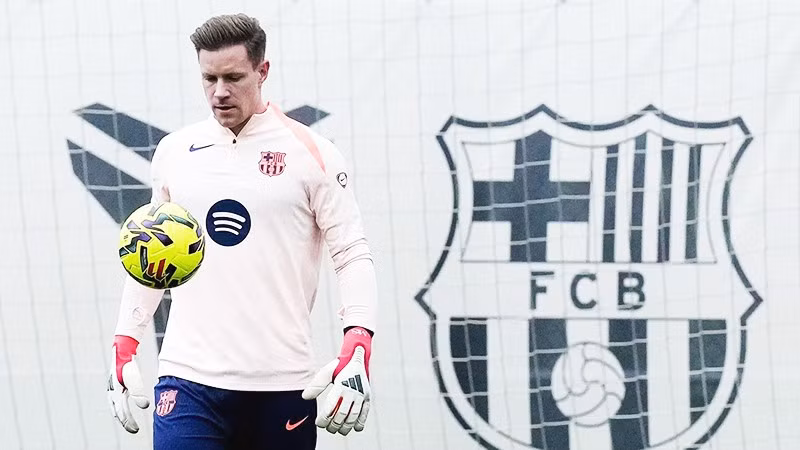 Barca chia tay đội trưởng Ter Stegen