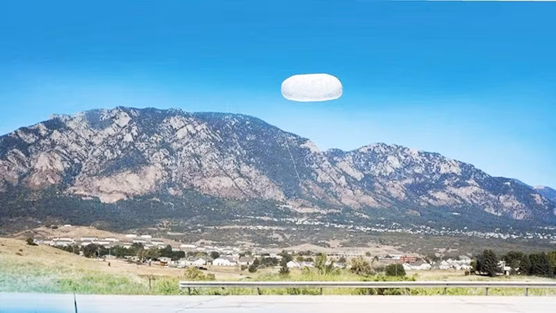 Một hình ảnh khá rõ nét trong hồ sơ UAP chụp ở Colorado (Mỹ) năm 2022. Ảnh: FBI