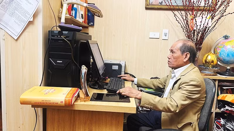 Nhà báo lão thành Trương Xuân Hùng, nguyên phóng viên, thư ký tòa soạn báo Thể thao Việt Nam.