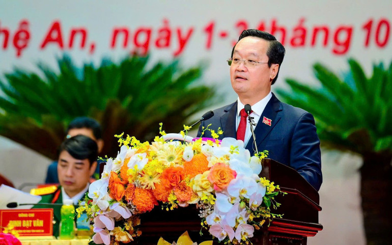 Bí thư Tỉnh ủy Nghệ An Nguyễn Đức Trung phát biểu bế mạc đại hội. z7075804795789-9cc98c41aa4f7c5b689b8e6fa4c9e036-9597.jpg